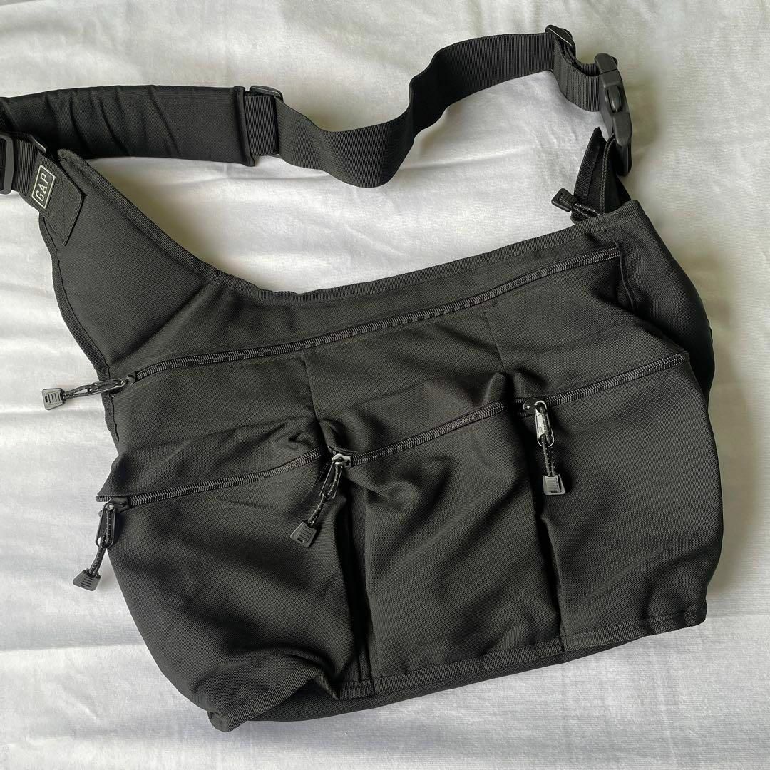 GAP - レア品 OLDGAP Tactical Shoulder Bag テック y2kの通販 GAP - レア品 OLDGAP Tactical Shoulder Bag テック y2kの通販