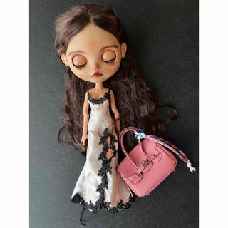 1/6ドールネオブライス FR poppy parker 用のバッグ1点のみ(ミニチュア)