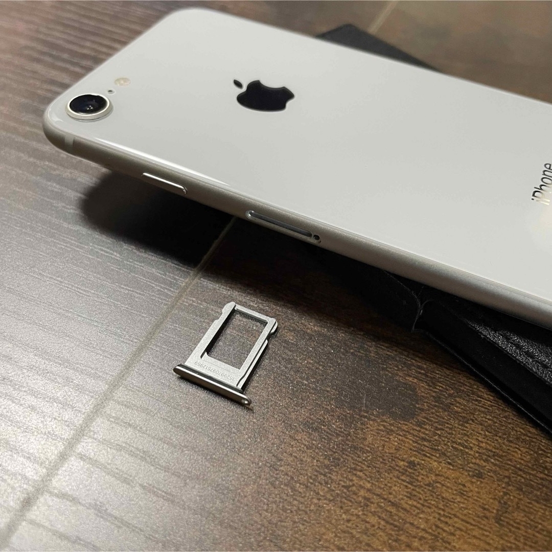 iPhone 8 docomo シムフリー iPhone 8 docomo シムフリー