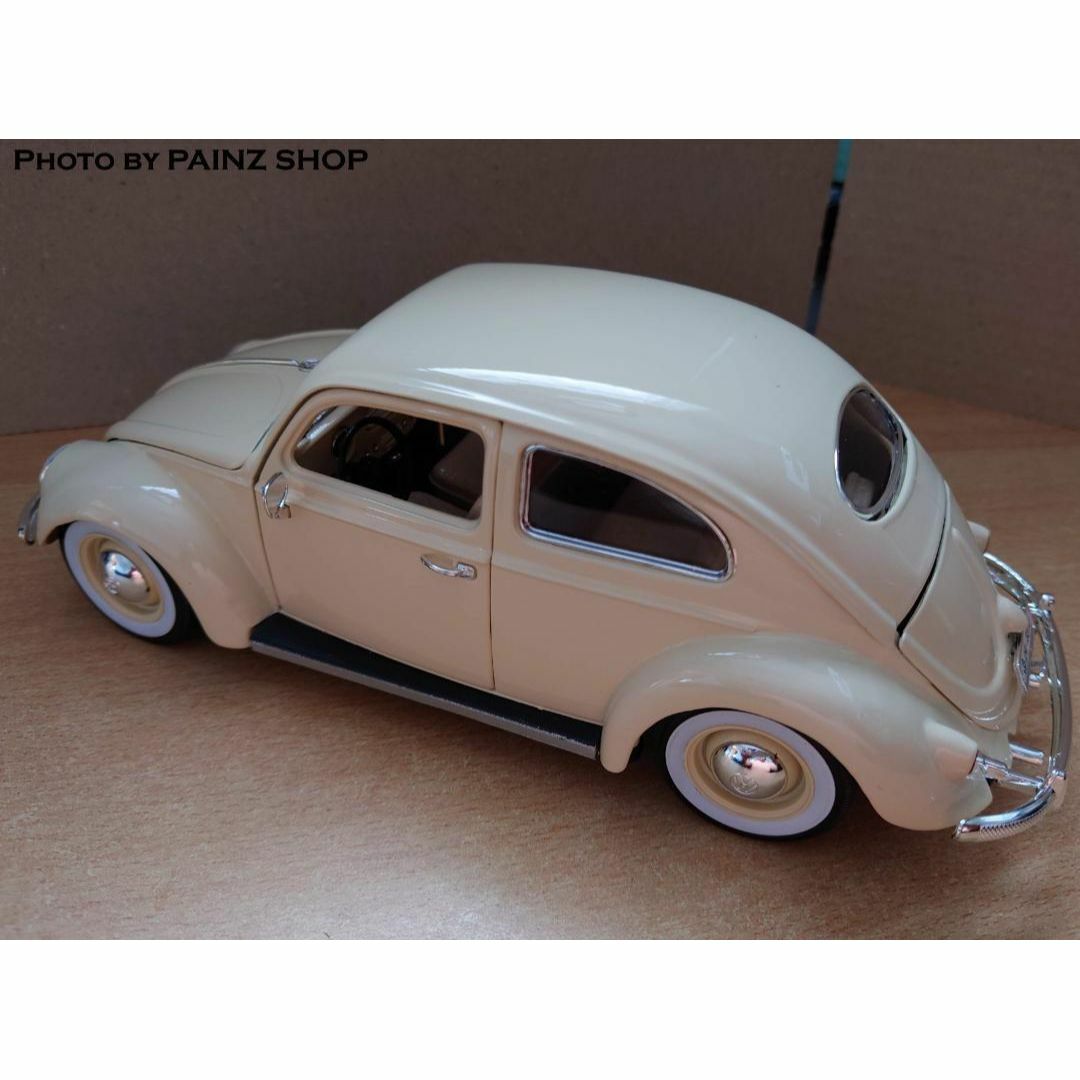 1/18フォルクスワーゲンビートル ベージュ VW BEETLE 1955 エンタメ/ホビーのおもちゃ/ぬいぐるみ(ミニカー)の商品写真