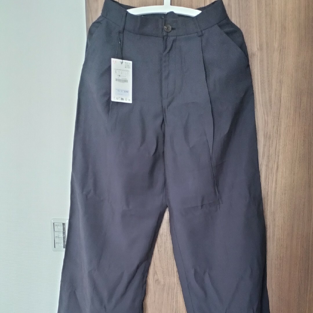 ZARA - ❤️お値下げしました❤️ZARA パンツ 黒 S(M)サイズの ZARA - ❤️お値下げしました❤️ZARA パンツ 黒 S(M)サイズの
