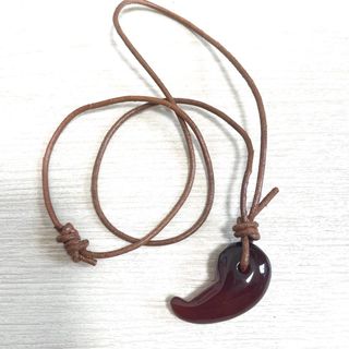 ヴィンテージ(VINTAGE)の【一点物】カーネリアン 大粒 赤 勾玉 天然石 美品コレクション 魔除けお守り(その他)