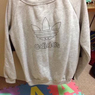 アディダス(adidas)のadidas(パーカー)