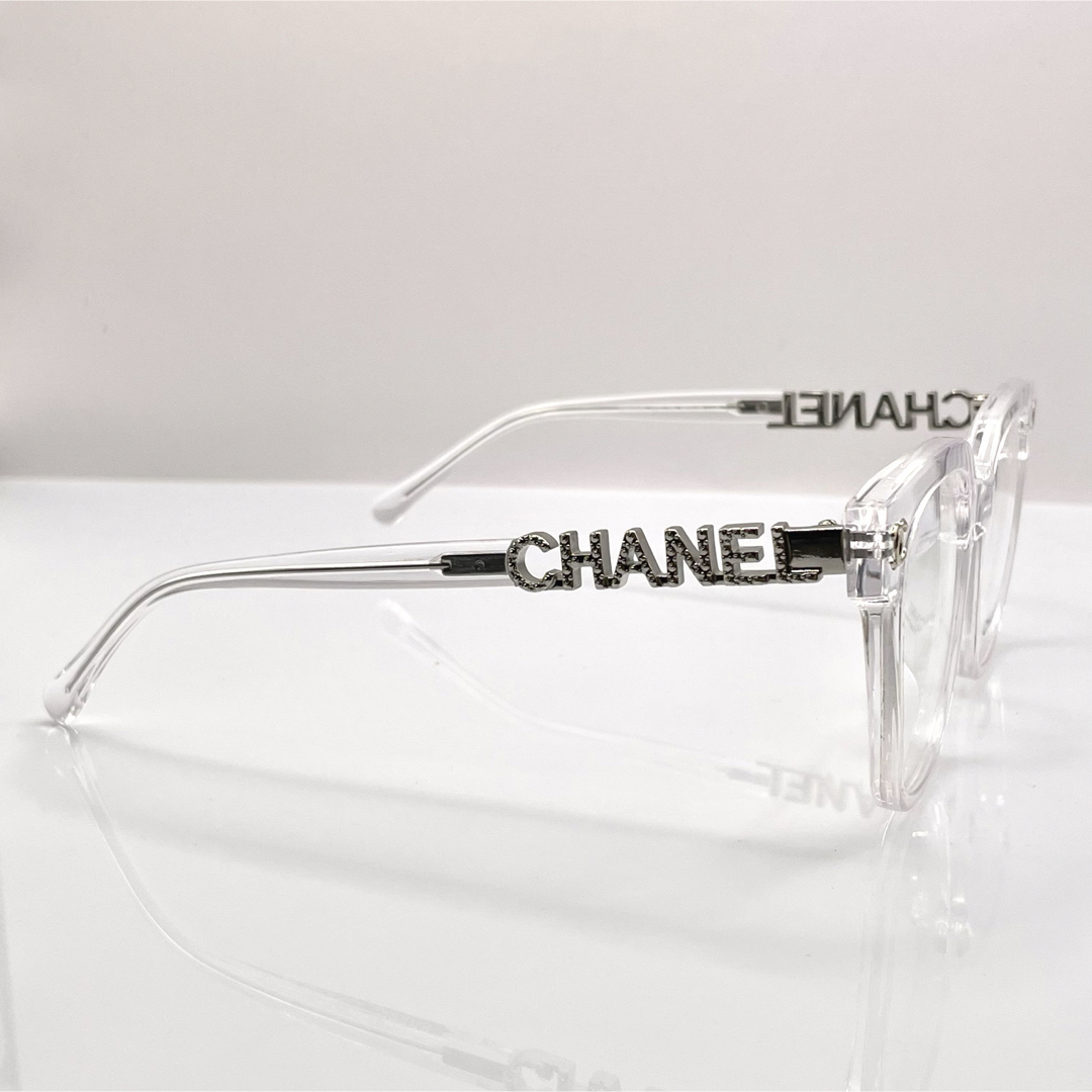 CHANEL 眼鏡用フレーム 新作テンプルCHANELロゴ付クリスタル CHANEL 眼鏡用フレーム 新作テンプルCHANELロゴ付クリスタル