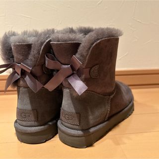 UGG アグ ムートンブーツ バックリボン 決まり UGG アグ ムートンブーツ バックリボン 決まり
