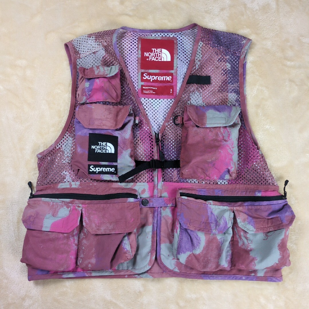 新品】Supreme 20SS 使いこめ / North Face Cargo Vest 新品】Supreme 20SS 使いこめ / North Face Cargo Vest
