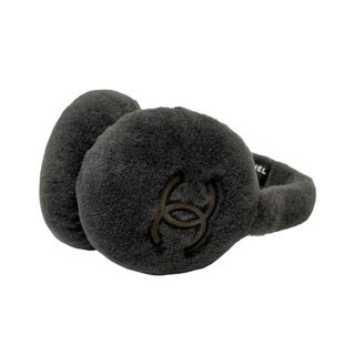CHANEL - 新品未使用 CHANEL シャネル イヤーマフ ココマーク 耳 CHANEL - 新品未使用 CHANEL シャネル イヤーマフ ココマーク 耳