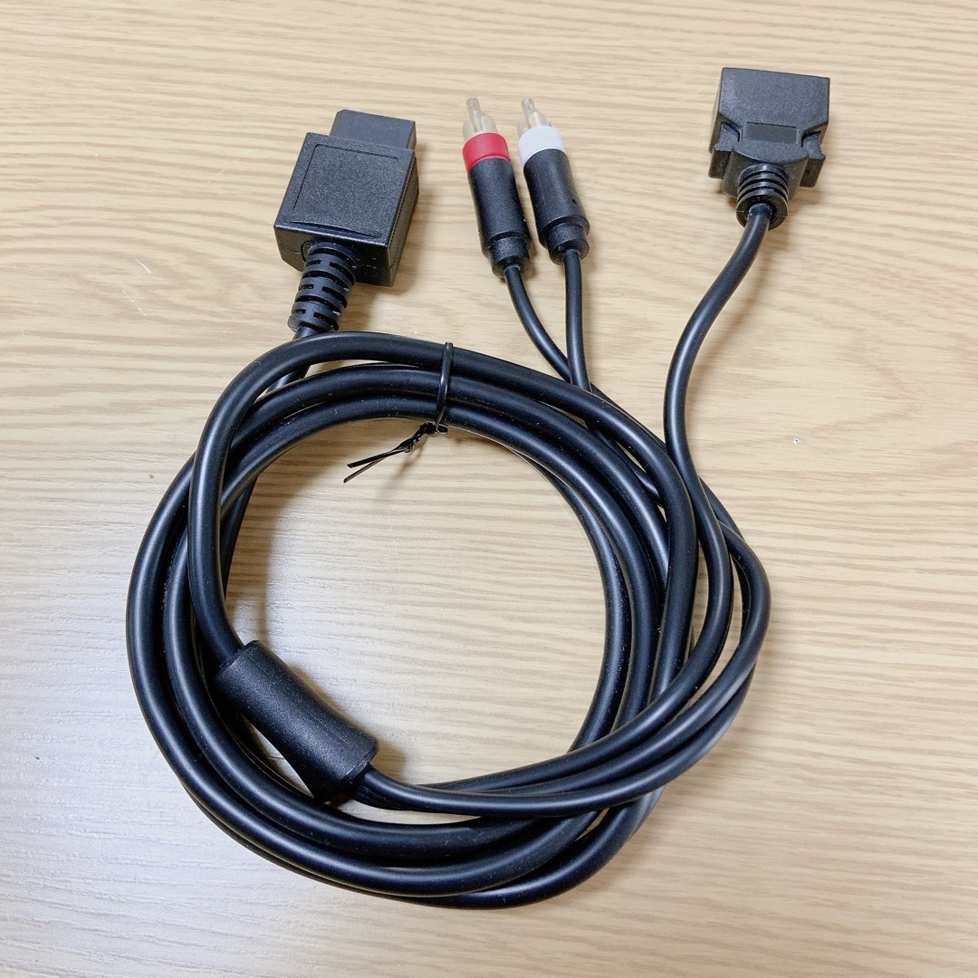 中古】(未使用・未開封品) (WiiU/Wii用) D端子ケーブル kmdlckf 中古】(未使用・未開封品) (WiiU/Wii用) D端子ケーブル kmdlckf