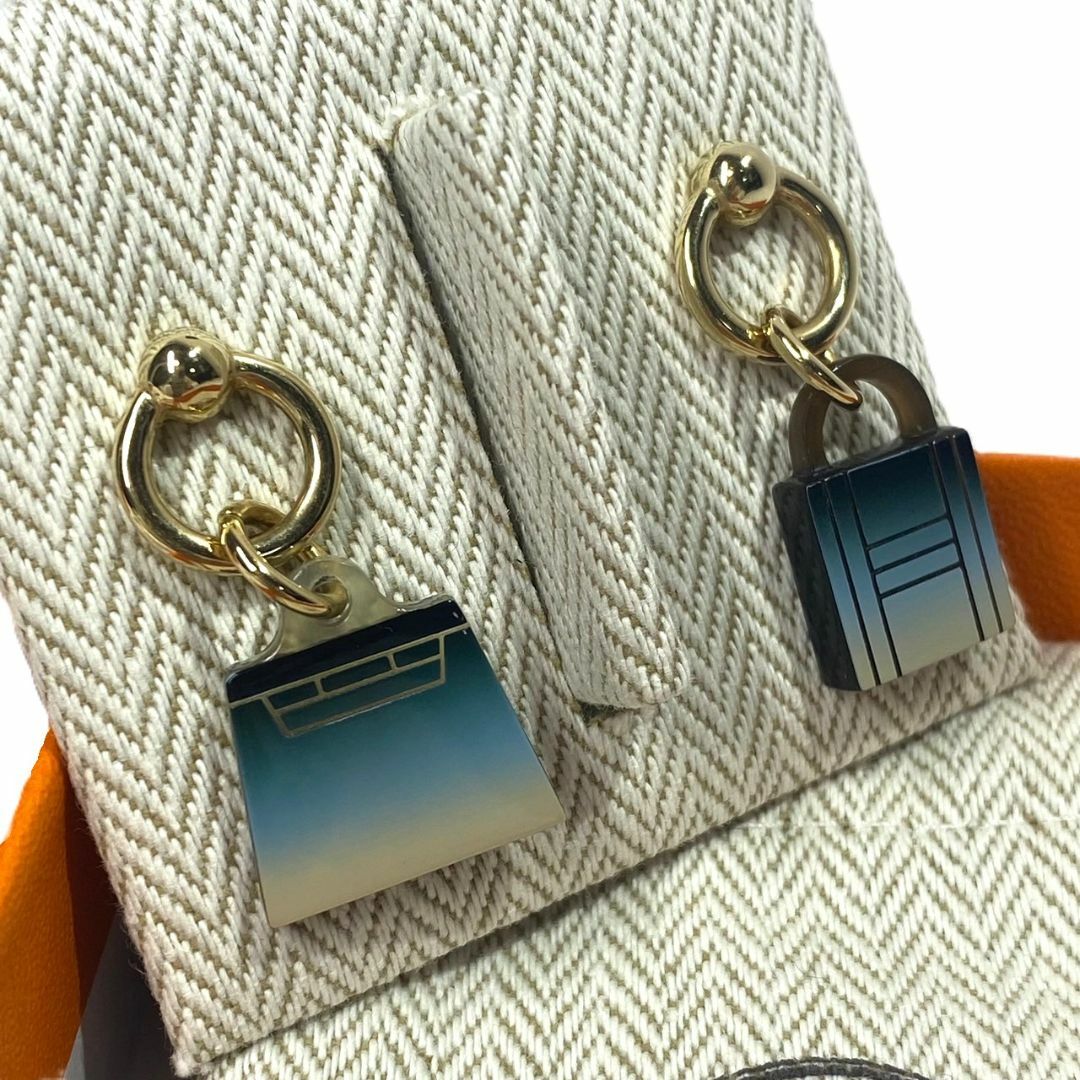 HERMES エルメス カデナ&ケリー・モチーフ ピアス ホーン HERMES エルメス カデナ&ケリー・モチーフ ピアス ホーン
