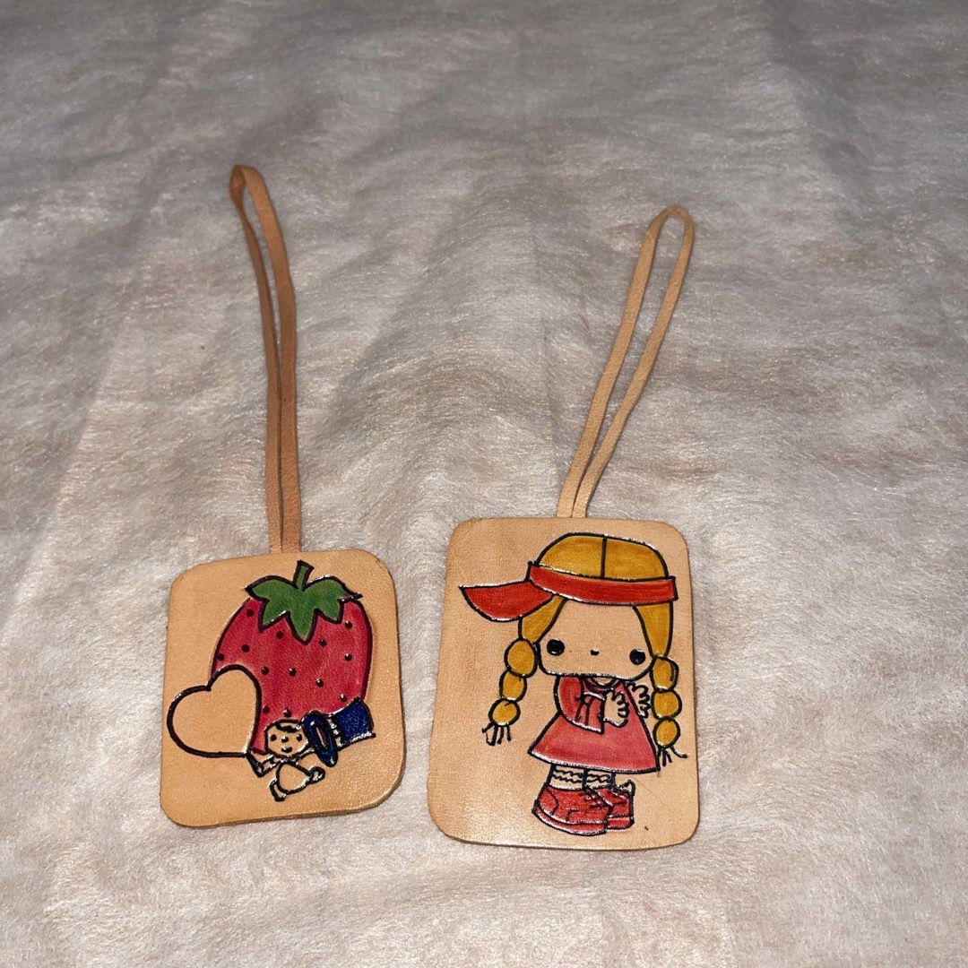 【ハンドメイド】革製 ストラップ タグ ハンドメイドのファッション小物(その他)の商品写真
