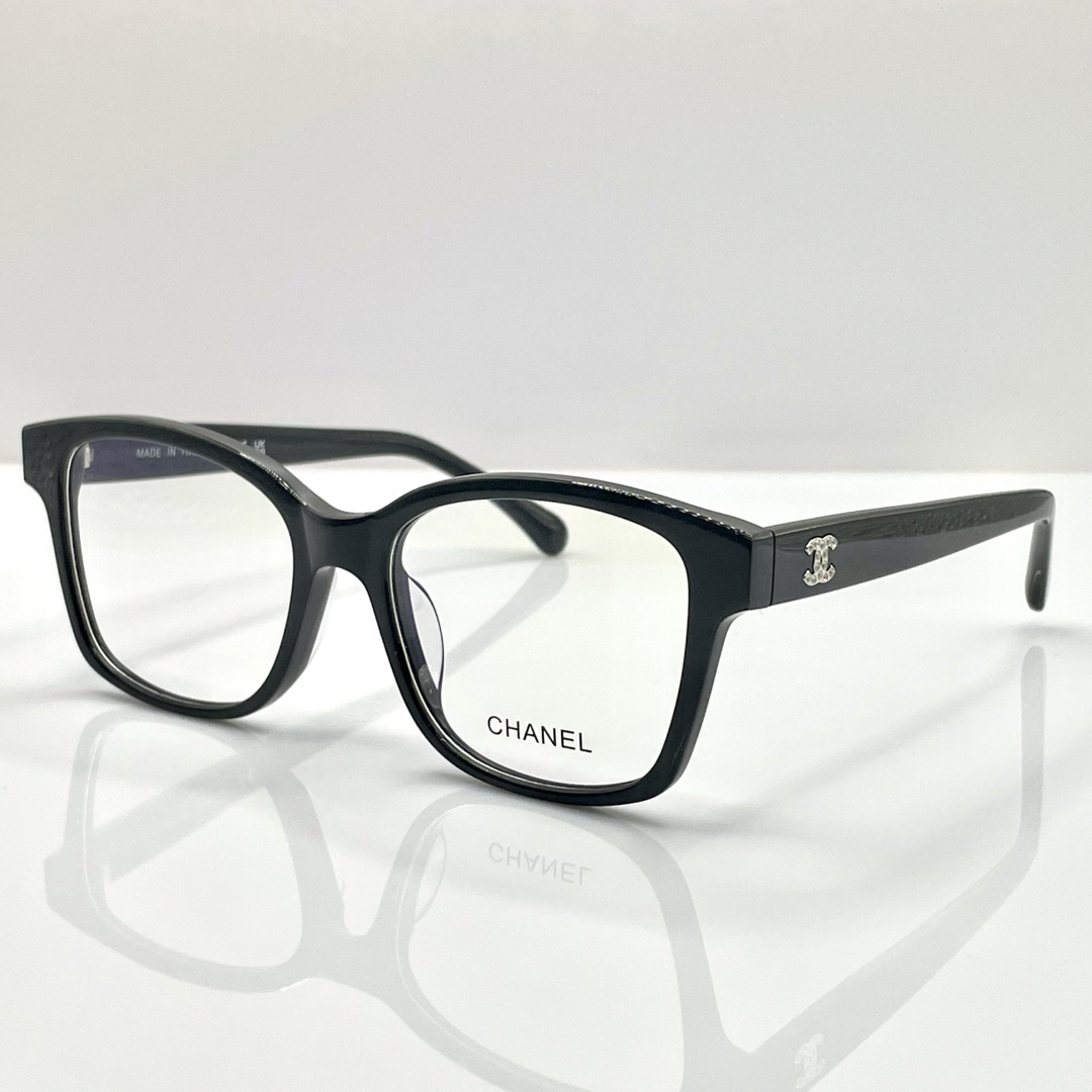 CHANEL 眼鏡用フレーム 新作ココマークラインストーン付ブラック CHANEL 眼鏡用フレーム 新作ココマークラインストーン付ブラック