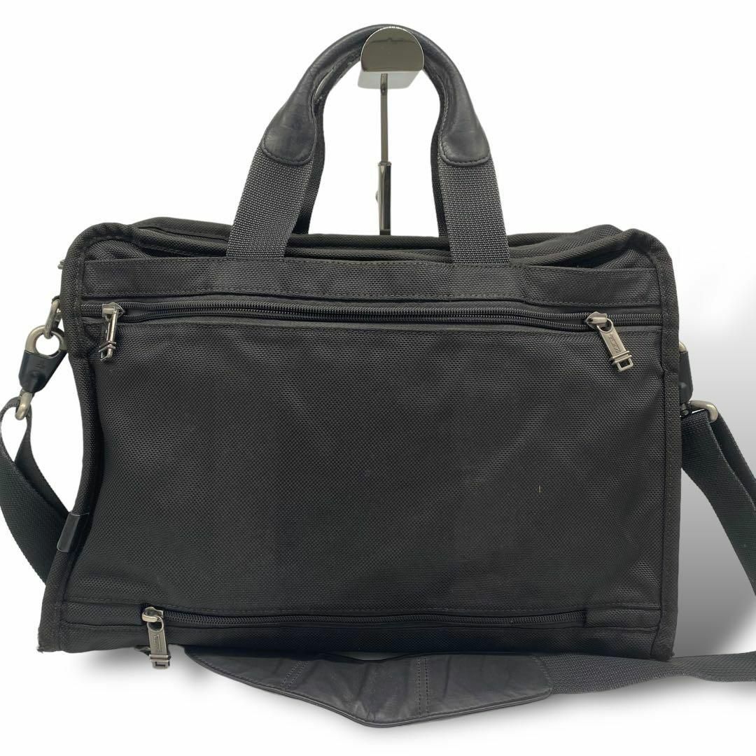 TUMI トゥミ ビジネスバッグブリーフケース A4大容量 ナイロン TUMI トゥミ ビジネスバッグブリーフケース A4大容量 ナイロン