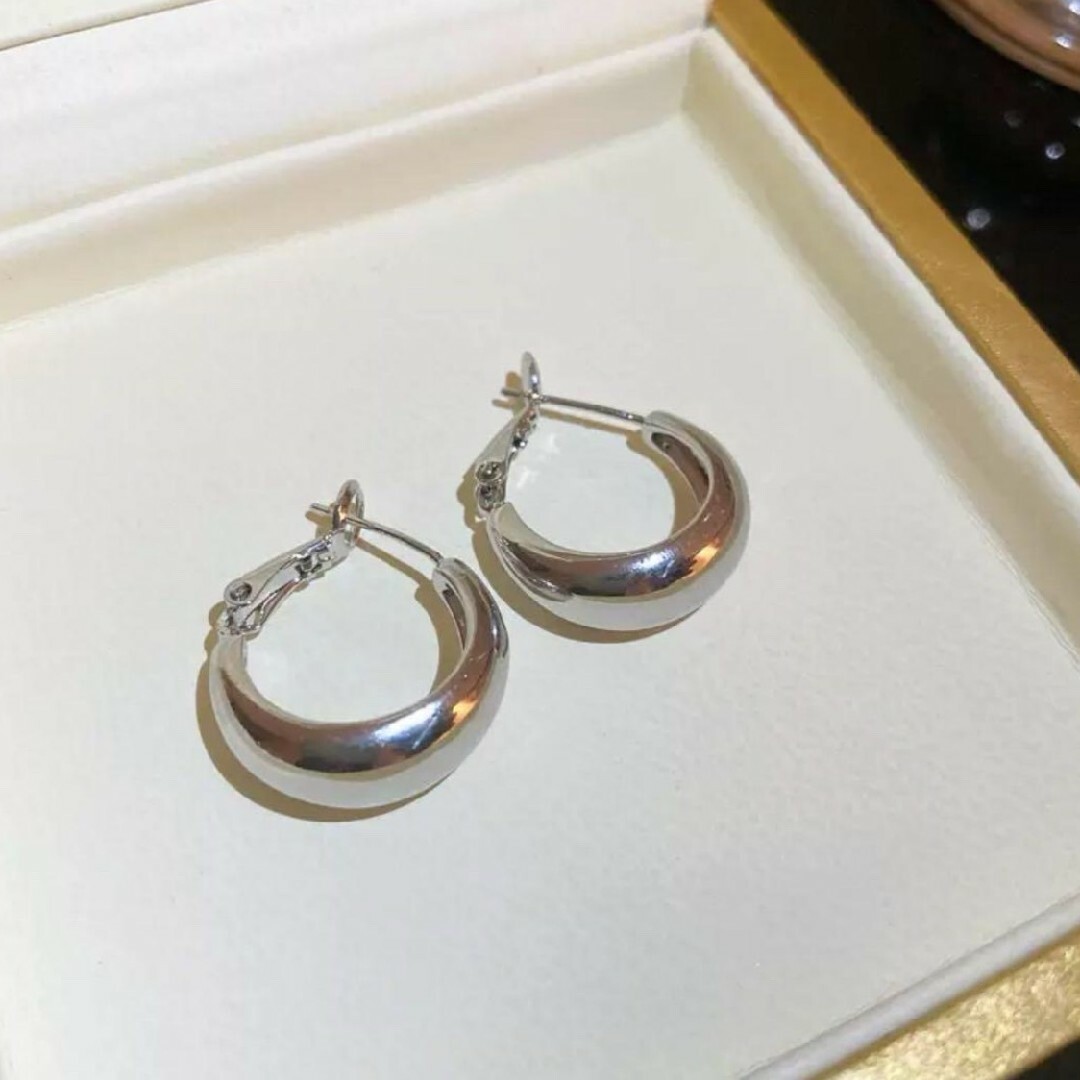 高級！！フープピアス　ホワイトゴールド　S925 ピアス　k18コーティング