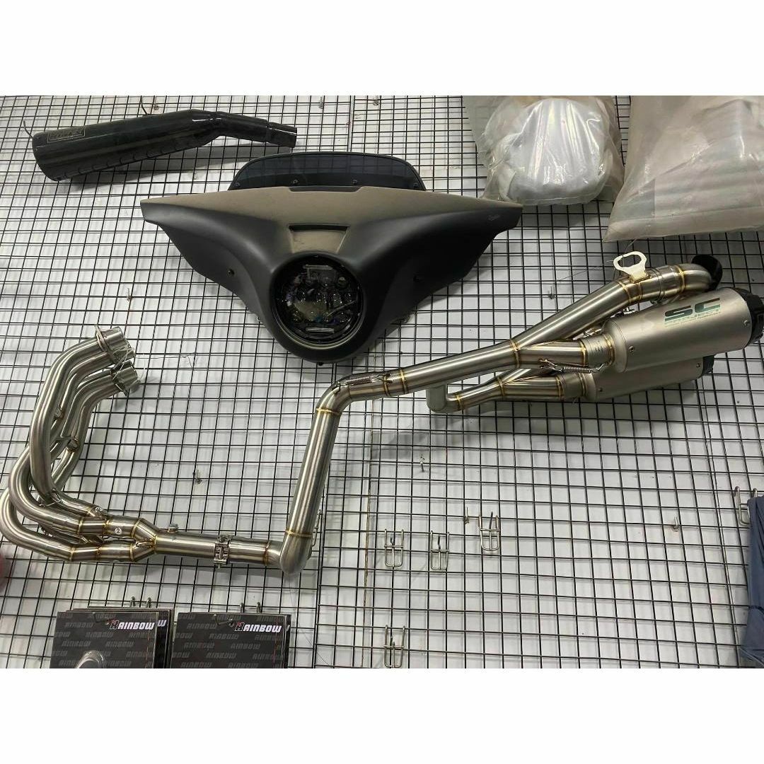 3千円引き ZX4R/ZX25R フルエキゾースト 2本出しマフラーの 3千円引き ZX4R/ZX25R フルエキゾースト 2本出しマフラーの