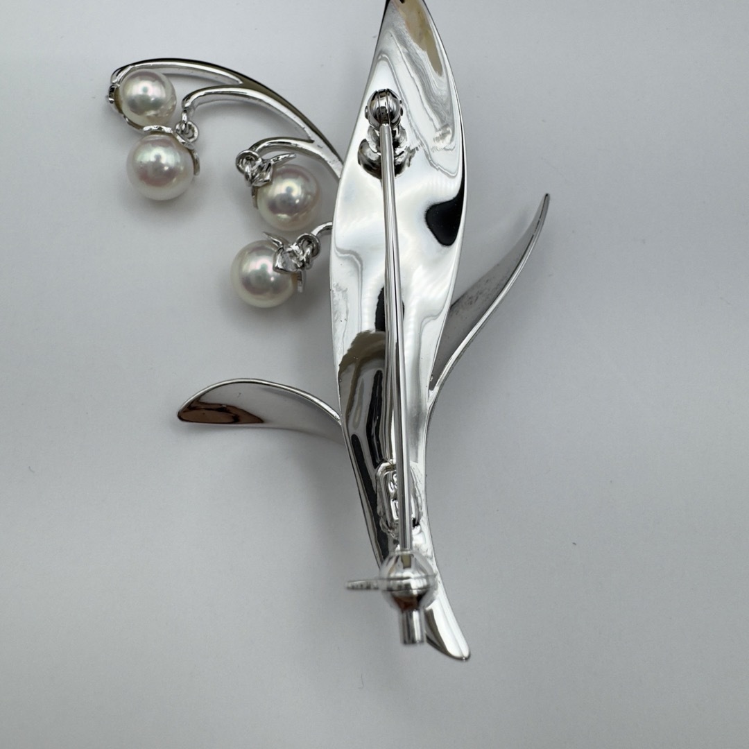タサキ tasaki 田崎真珠 鈴蘭 ブローチ silver アクセサリー、時計 タサキ tasaki 田崎真珠 鈴蘭 ブローチ silver アクセサリー、時計