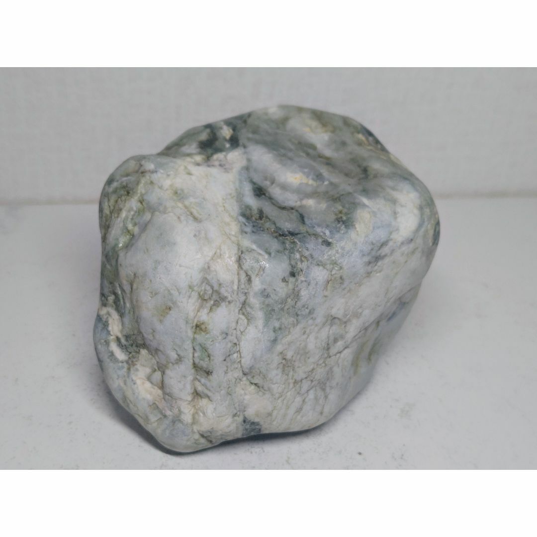 青灰 1.4kg 翡翠 ヒスイ 原石 糸魚川 原石 鉱石 鑑賞石 自然石 誕生石