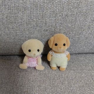 シルバニアファミリー(シルバニアファミリー)のシルバニアファミリー 赤ちゃん 人形2体 まとめ売り(キャラクターグッズ)