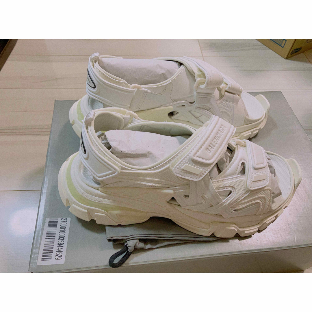 BALENCIAGA - 最終値下げバレンシアガ メンズサンダル ホワイト BALENCIAGA - 最終値下げバレンシアガ メンズサンダル ホワイト