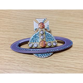 Vivienne Westwood(ブローチ/コサージュ)のフリマアイテム一覧 Vivienne Westwood(ブローチ/コサージュ)のフリマアイテム一覧