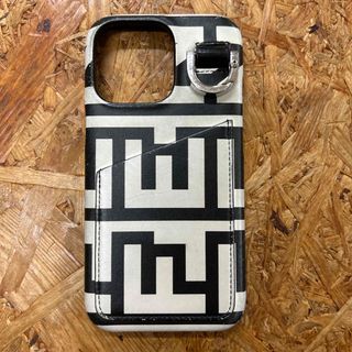 FENDI(iPhoneケース)のフリマアイテム一覧 FENDI(iPhoneケース)のフリマアイテム一覧