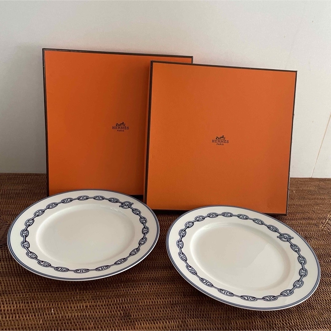 エルメス シェーヌダンクル プレート 皿 2枚セット 22.5㎝ HERMES エルメス シェーヌダンクル プレート 皿 2枚セット 22.5㎝ HERMES
