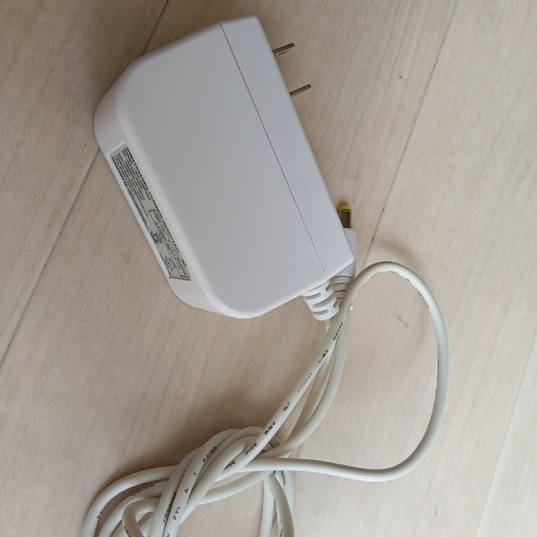 YA-MAN - ヤーマン美顔器 アダプター 充電器 コンセントの通販 YA-MAN - ヤーマン美顔器 アダプター 充電器 コンセントの通販