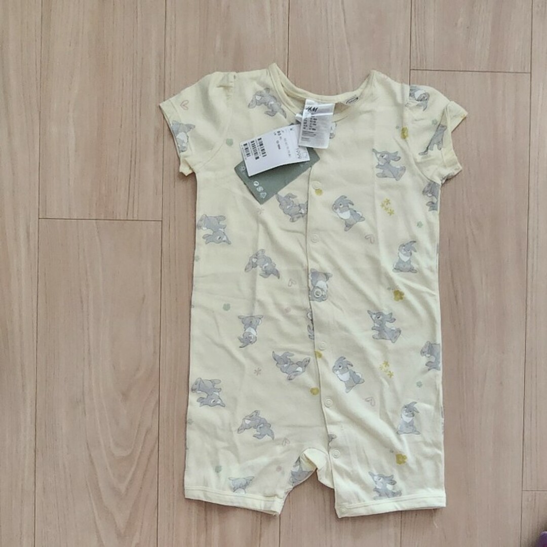 新品 子供服 半袖 ロンパース ディズニー バンビ とんすけ 85 キッズ/ベビー/マタニティのベビー服(~85cm)(ロンパース)の商品写真