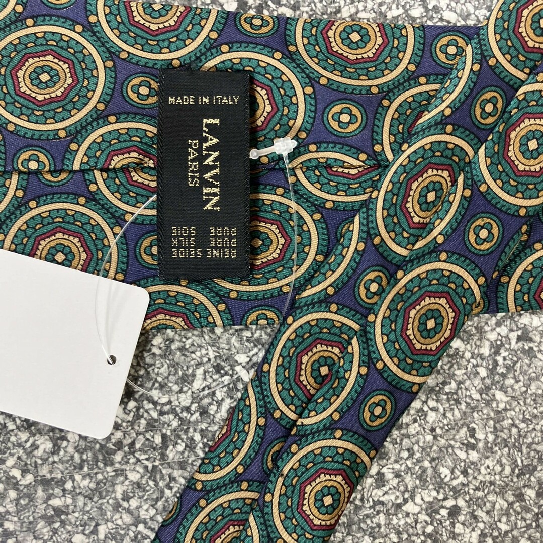 【美品】高級 LANVIN ランバン 総柄シルクジャケット イタリア製 【美品】高級 LANVIN ランバン 総柄シルクジャケット イタリア製