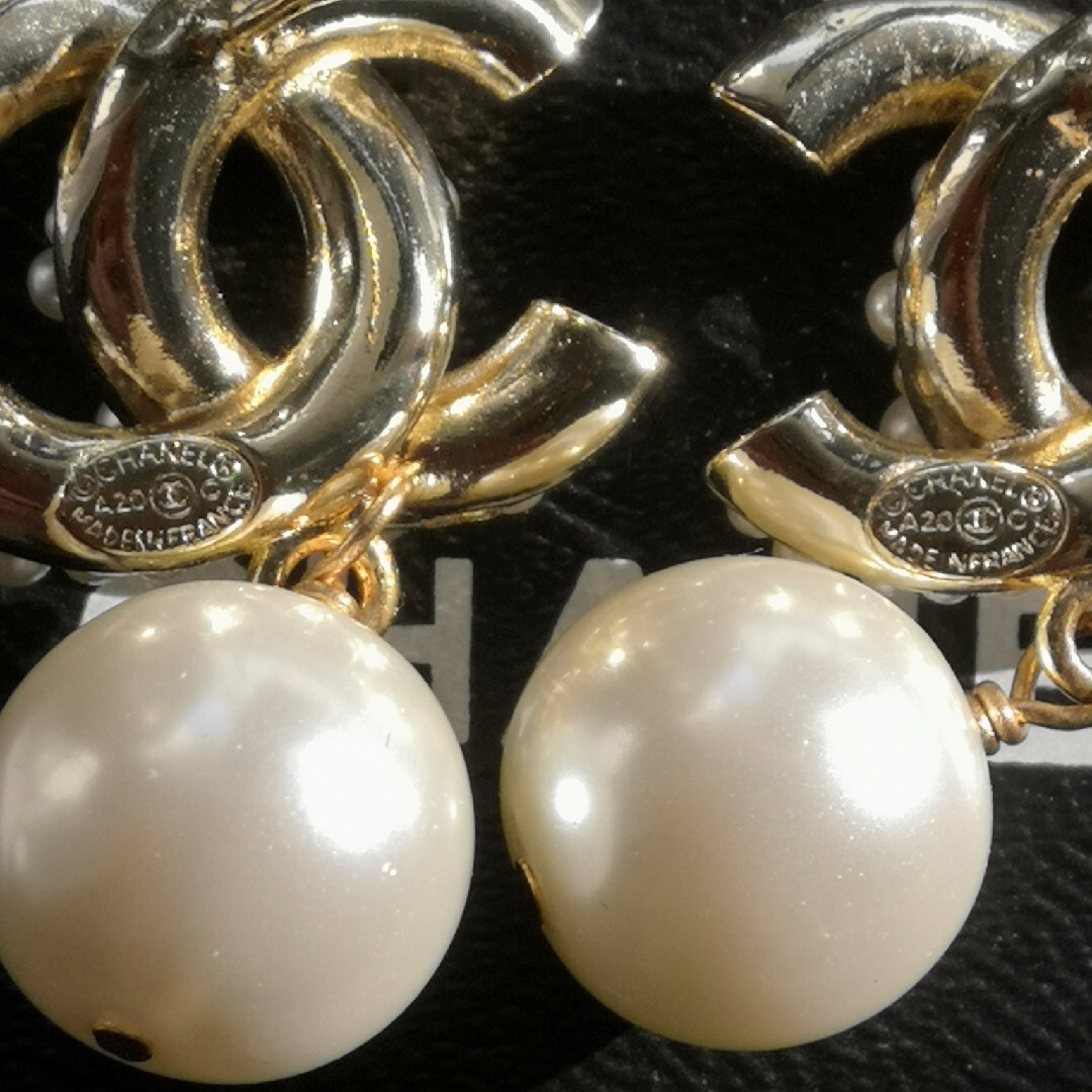CHANEL ココマーク パールピアス CHANEL ココマーク パールピアス