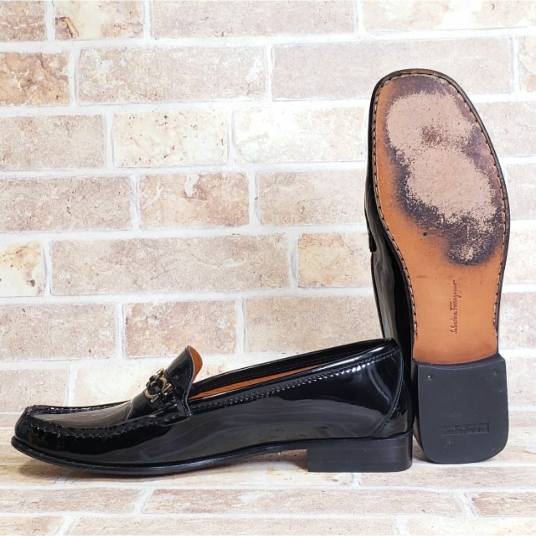 Salvatore Ferragamo - 美品 フェラガモ ☆ エナメルレザー Salvatore Ferragamo - 美品 フェラガモ ☆ エナメルレザー