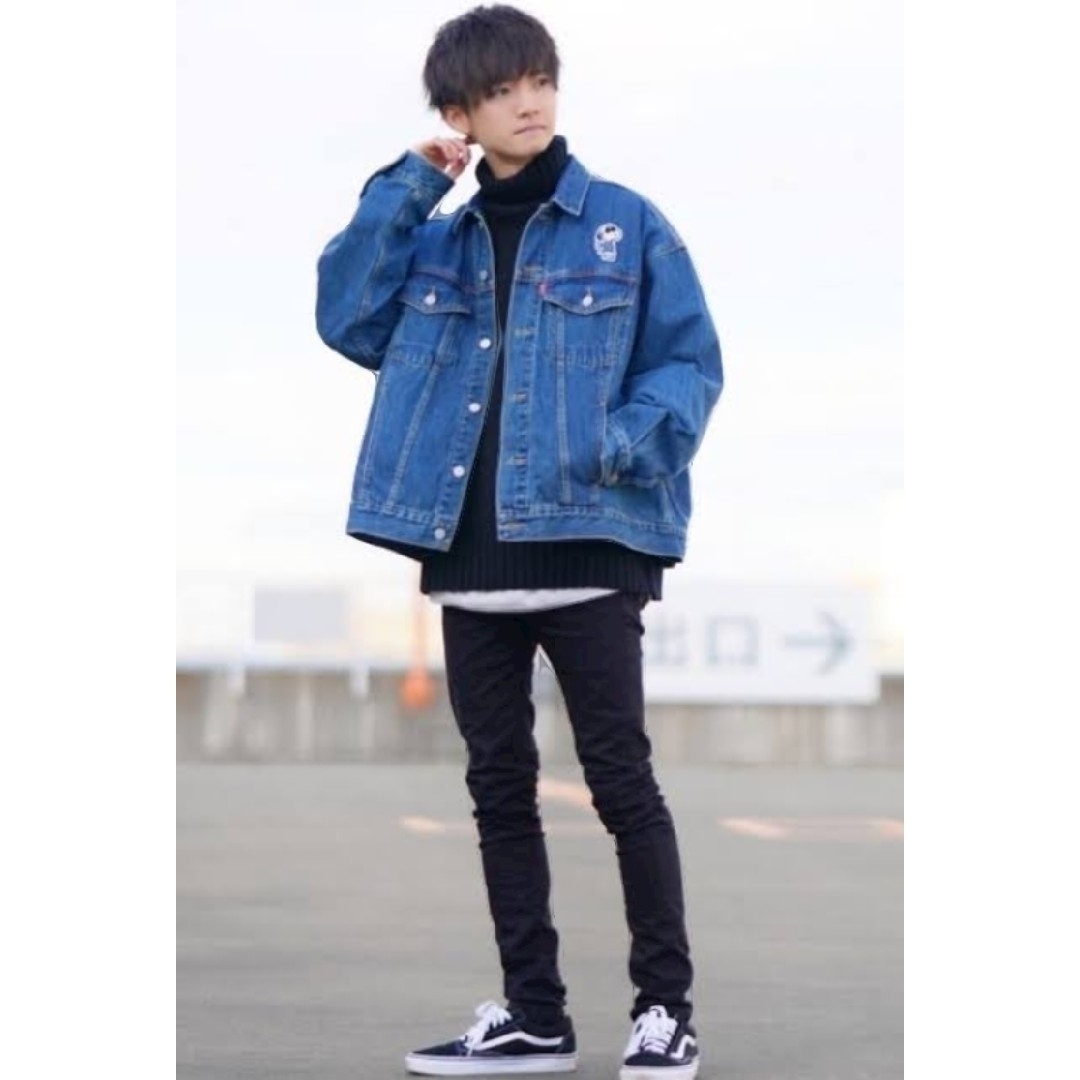 GU - 限定品 GU スヌーピー デニムジャケットLサイズの通販 by GU - 限定品 GU スヌーピー デニムジャケットLサイズの通販 by