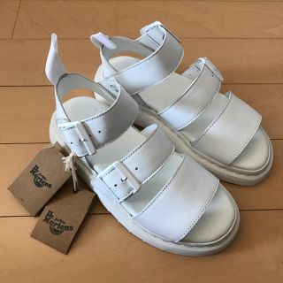 ドクターマーチン(Dr.Martens)の新品 DrMartens★ショアーグリフォンストラップサンダル(サンダル)