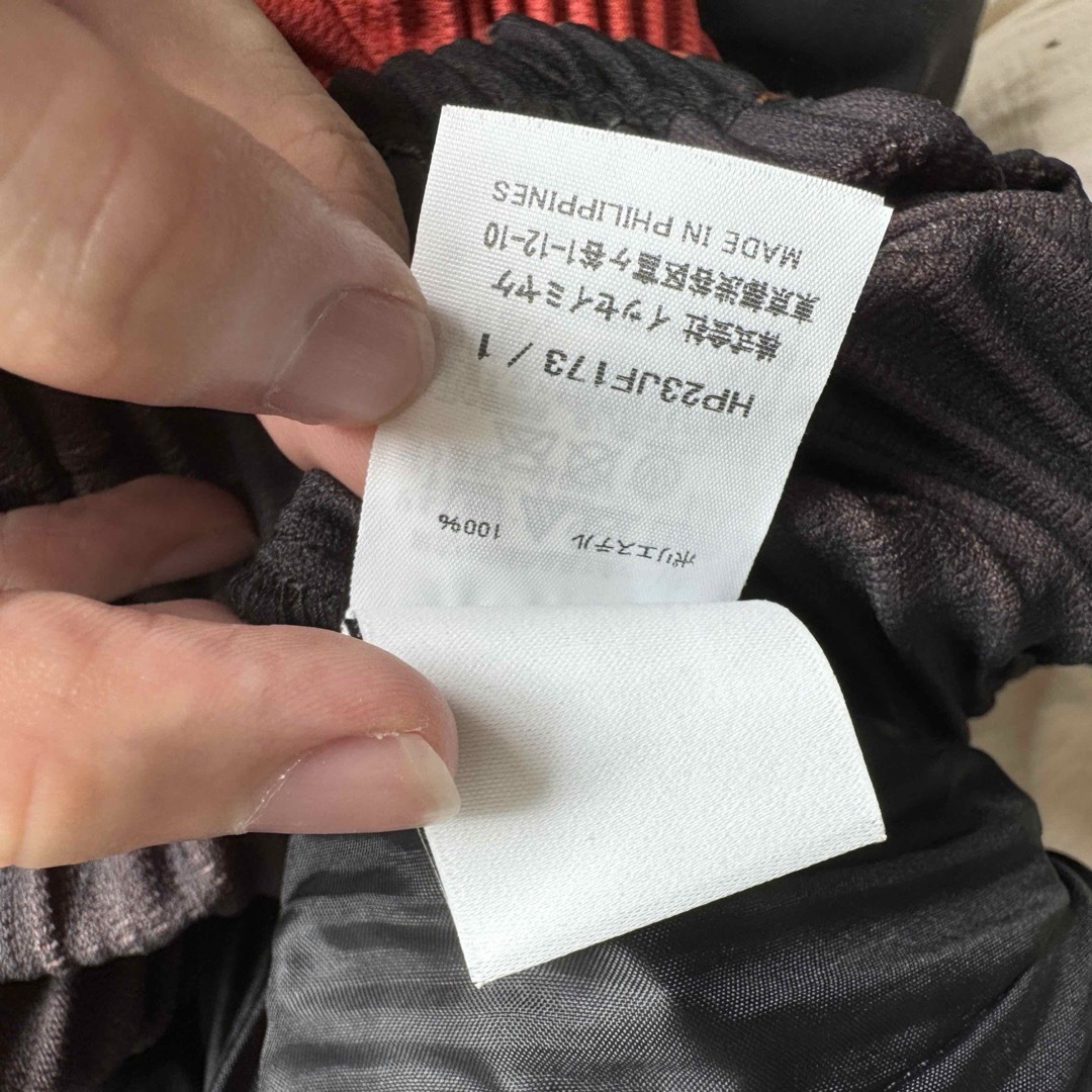 ISSEY MIYAKE - 美品 HOMME PLISSE LANTERN RED 総柄プリーツ ISSEY MIYAKE - 美品 HOMME PLISSE LANTERN RED 総柄プリーツ