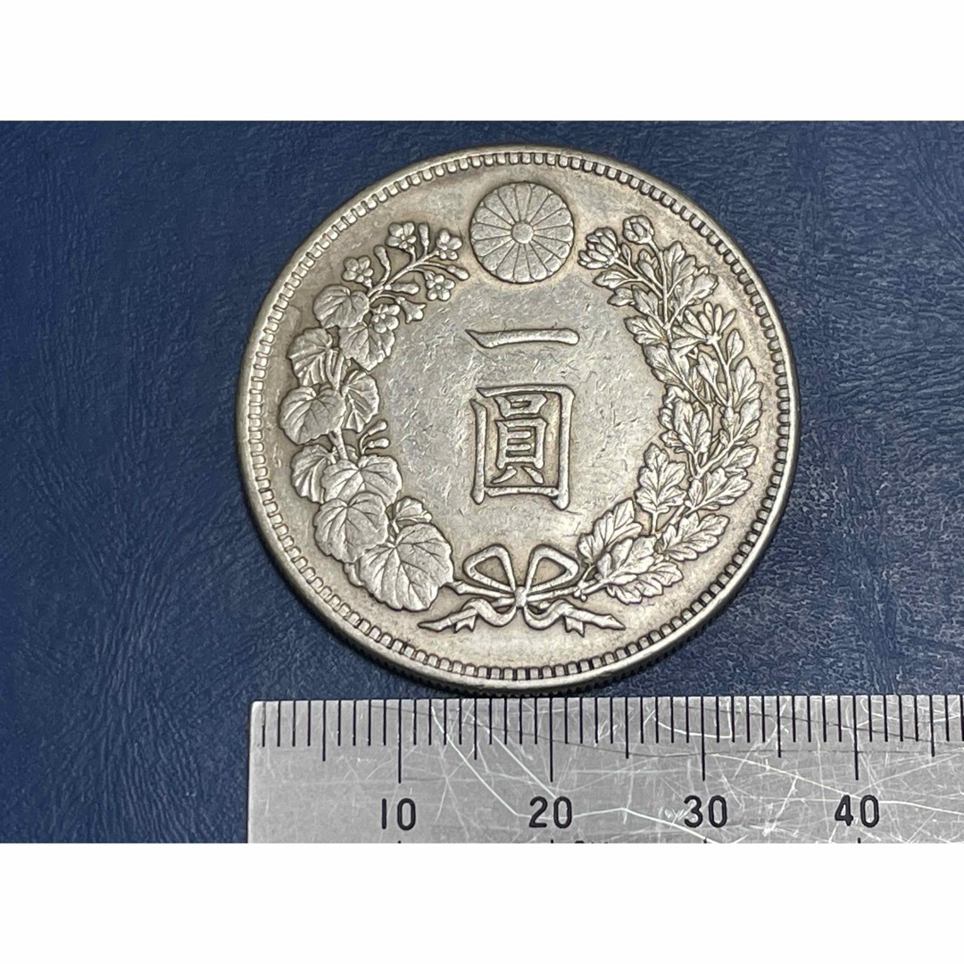 明治38年新1円銀貨(小型)、美品、silver900、円銀 明治38年新1円銀貨(小型)、美品、silver900、円銀