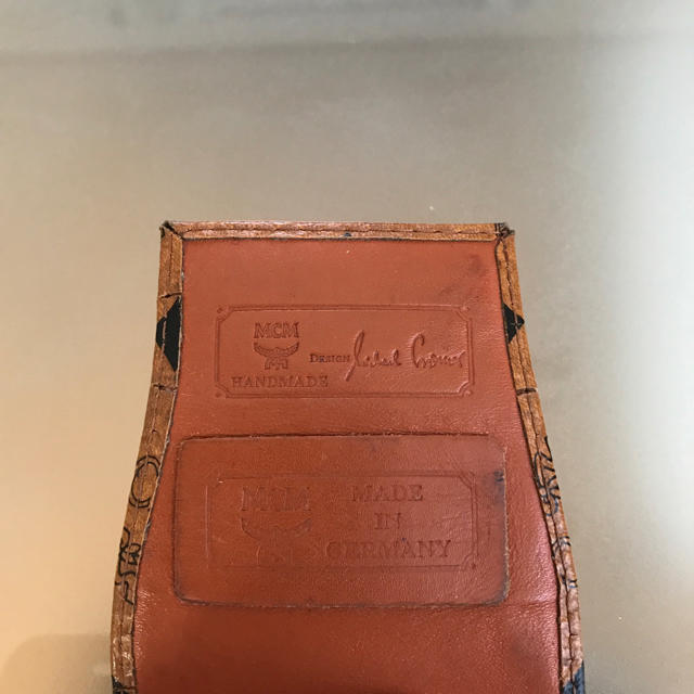 MCM(エムシーエム)のMCMタバコケース メンズのファッション小物(タバコグッズ)の商品写真