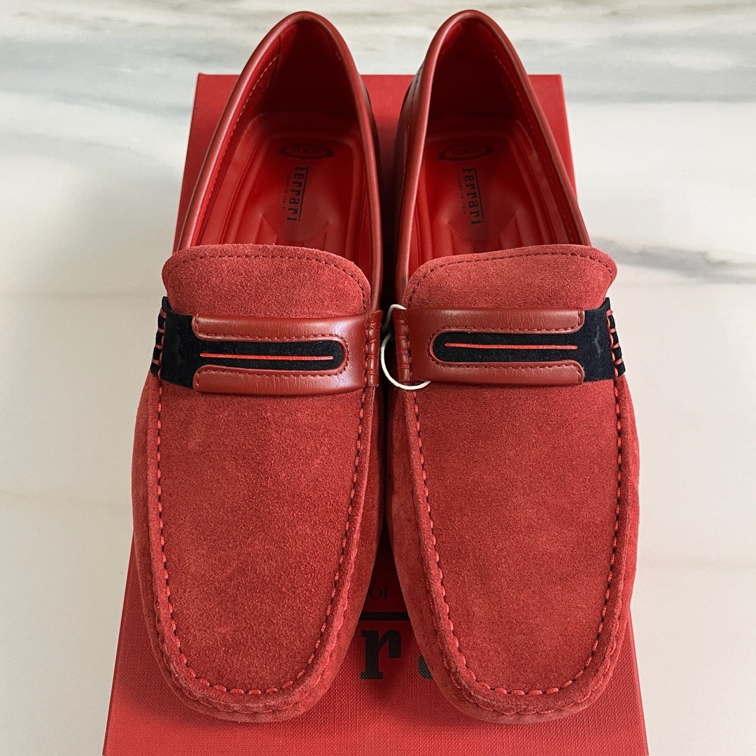 ☆新品☆【トッズ】TOD'S ローファー サイズ6 1/2・25.5cm 赤 ☆新品☆【トッズ】TOD'S ローファー サイズ6 1/2・25.5cm 赤