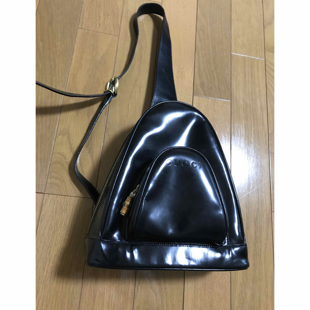 GUCCI エナメル ワンショルダーバッグ GUCCI エナメル ワンショルダーバッグ