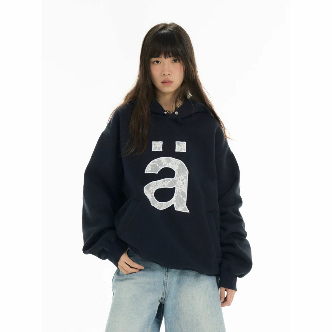 半額満載！スーパーSALE グランドセール！ ebure - Archivum イニシャル レース ビッグ スウェット パーカー