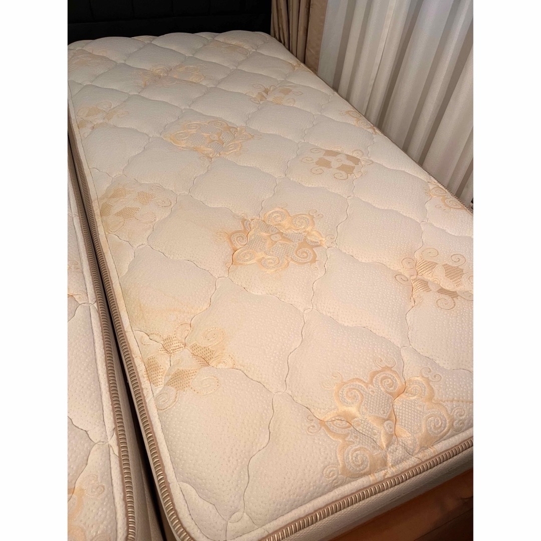 大塚家具 - シングルベッド2台 キングスダウン 大塚家具 大塚家具 - シングルベッド2台 キングスダウン 大塚家具