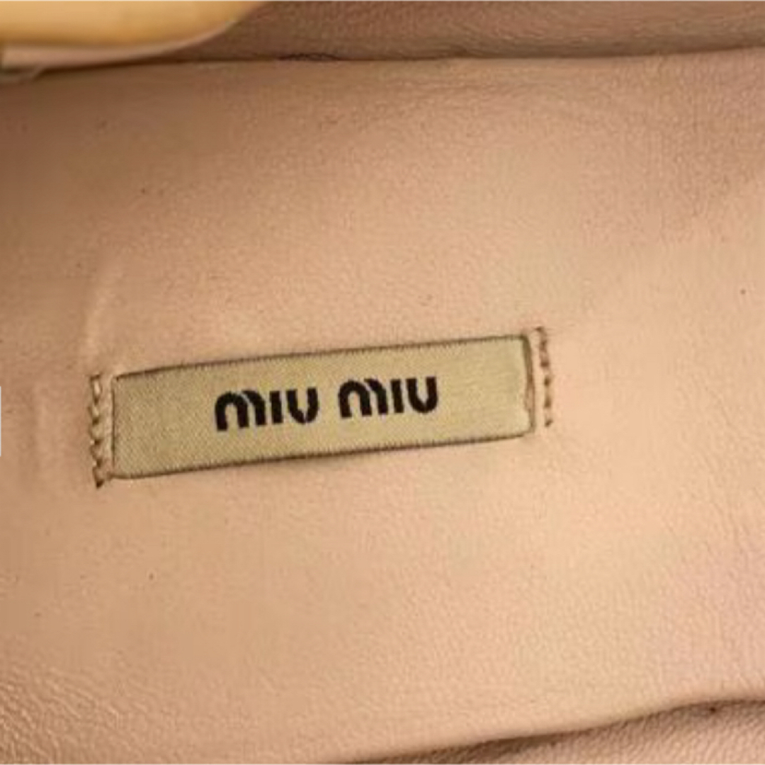 ミュウミュウ パンプス 37センチ 中古 ハイヒール/パンプス ミュウミュウ パンプス 37センチ 中古 ハイヒール/パンプス