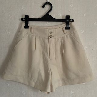 ハニーズ　ショートパンツ　裏地あり　清潔感　清楚　可愛い　シンプル　ベージュ(キュロット)