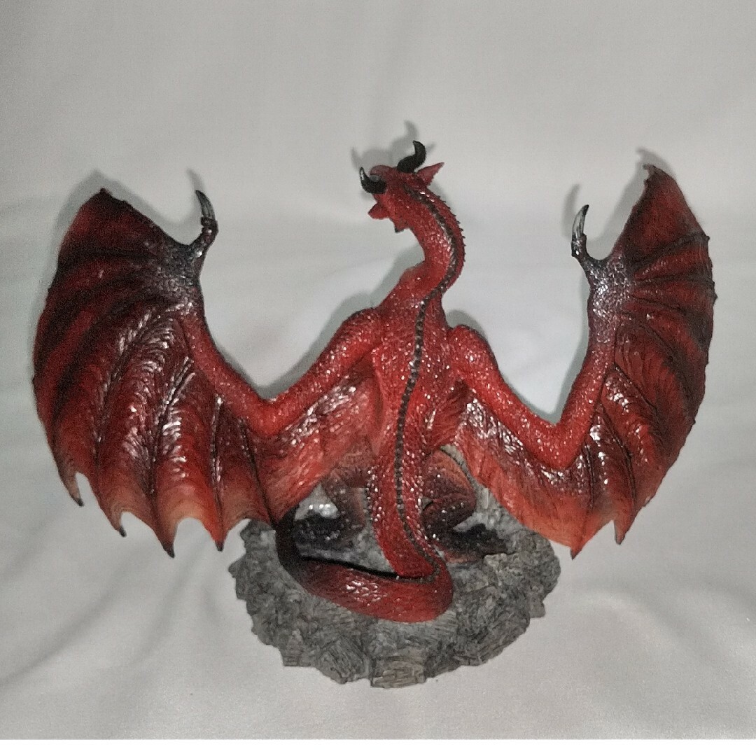 ドラゴンズドグマ ドラゴンスタチュー ゲームキャラクター ドラゴンズドグマ ドラゴンスタチュー ゲームキャラクター