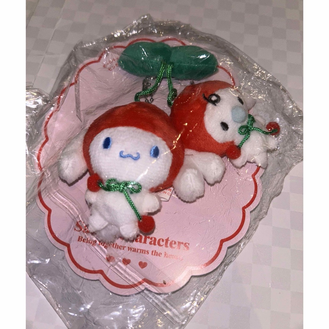 サンリオ ブローチマスコット ぬいぐるみバッジ さくらんぼ サンリオ ブローチマスコット ぬいぐるみバッジ さくらんぼ
