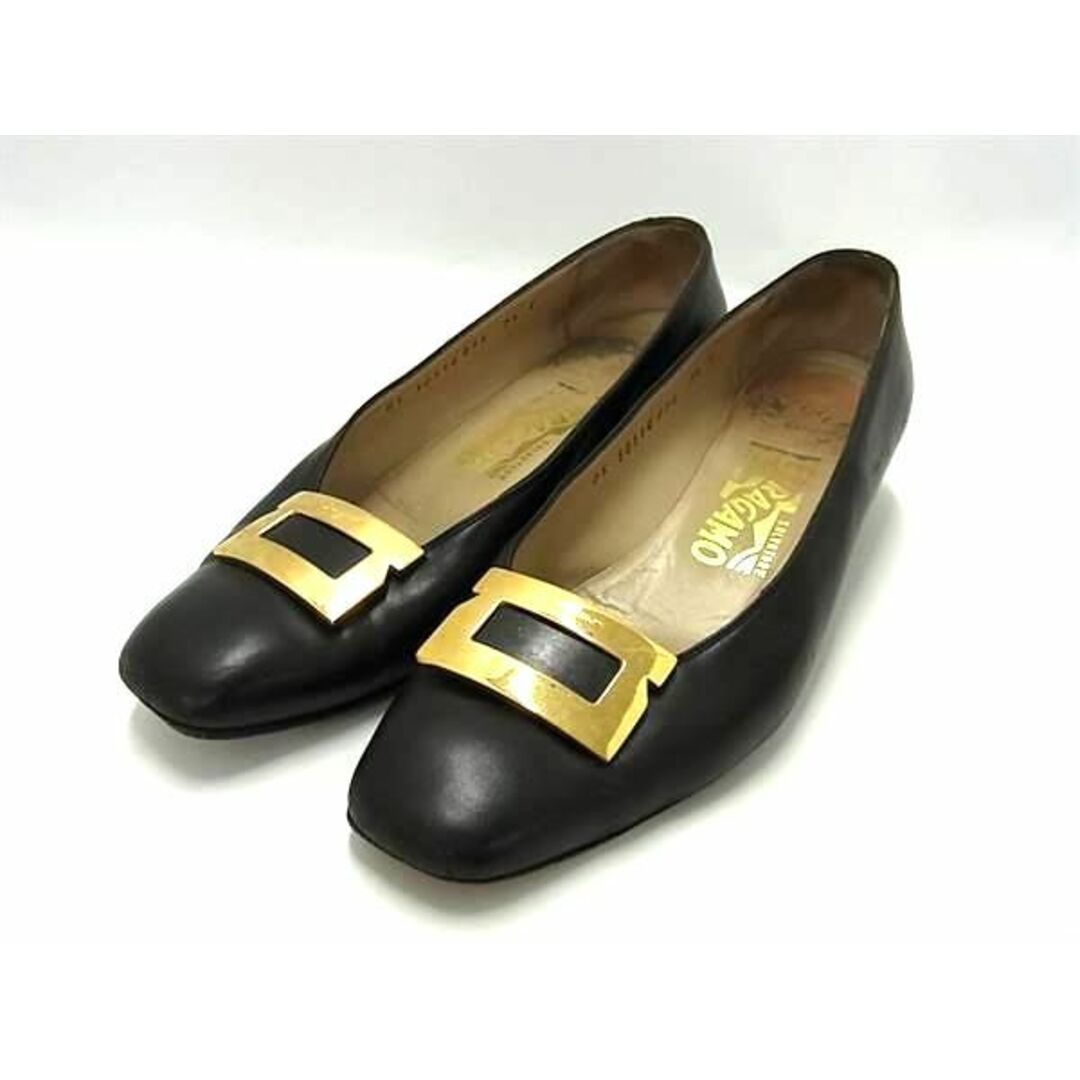 Salvatore Ferragamo パンプス フェラガモ 7B 極美品 Salvatore Ferragamo パンプス フェラガモ 7B 極美品