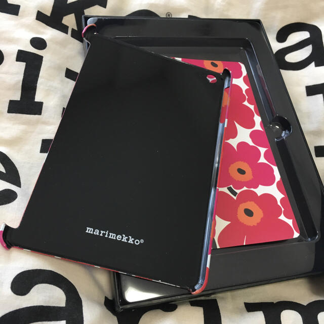 marimekko(マリメッコ)の新品未使用マリメッコ正規品 iPad miniカバー スマホ/家電/カメラのスマホアクセサリー(iPadケース)の商品写真