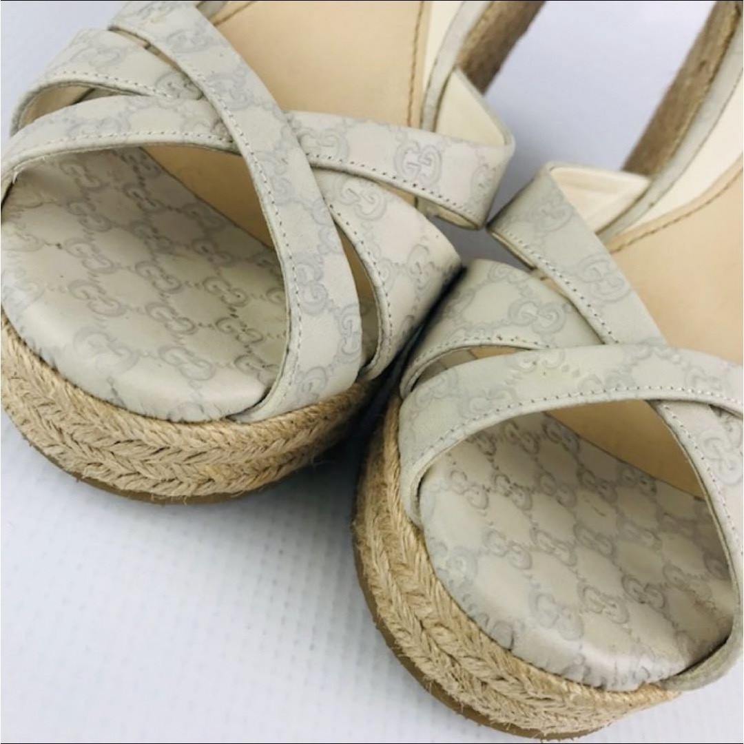 良品☆GUCCI・レザー エンボスGGシグネチャー サンダル(361/2 良品☆GUCCI・レザー エンボスGGシグネチャー サンダル(361/2