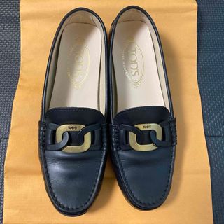 トッズ(TOD'S)のTOD's ゴンミーニ　ローファー(ローファー/革靴)
