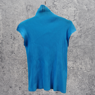 プリーツプリーズイッセイミヤケ(PLEATS PLEASE ISSEY MIYAKE)のISSEY MIYAKE ブラウス ノースリーブ プリーツ レディース 青(シャツ/ブラウス(半袖/袖なし))