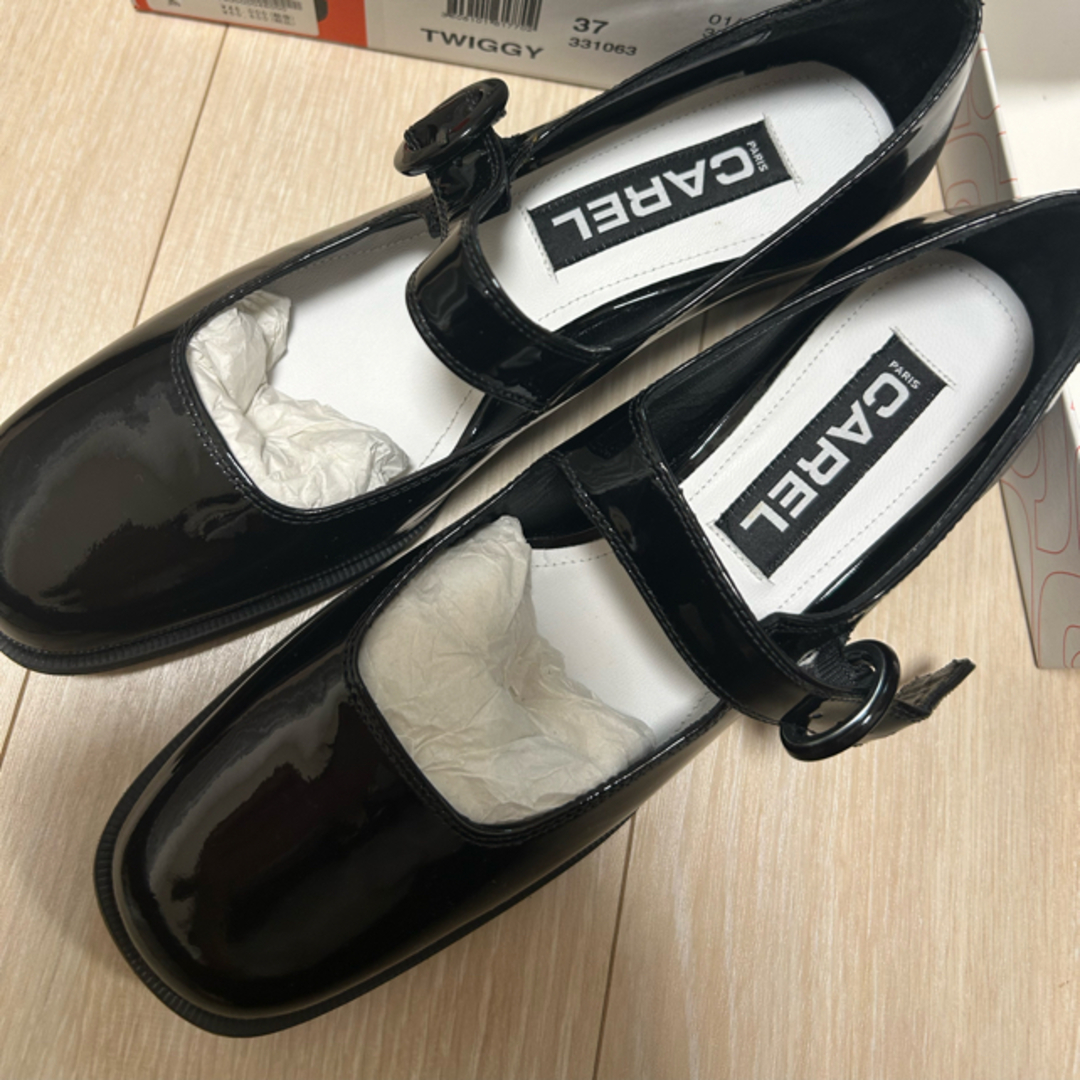 CAREL(キャレル)1ストラップ パンプス CAREL(キャレル)1ストラップ パンプス