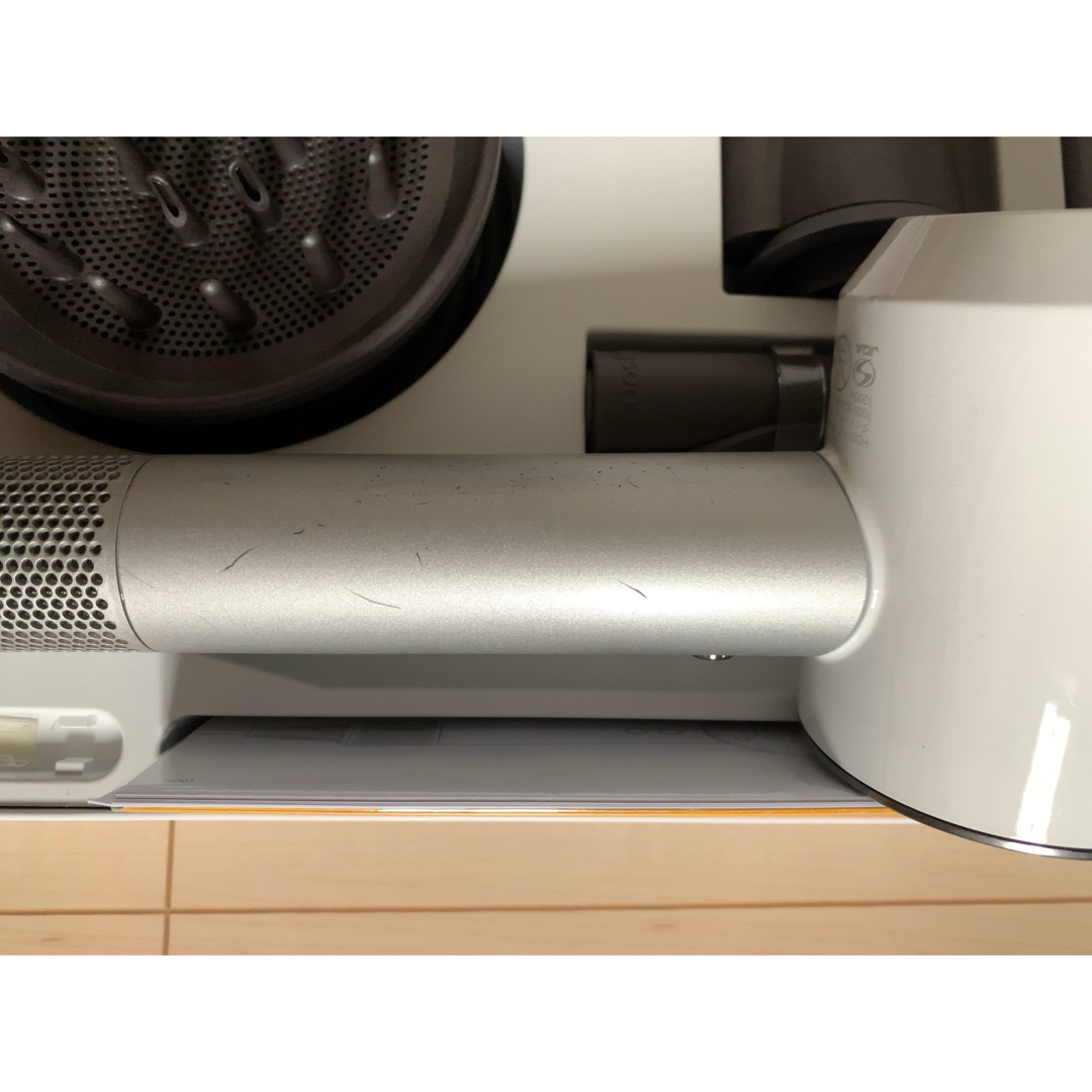 Dyson - ダイソンドライヤー 【ジャンク品】の通販 by もつshop Dyson - ダイソンドライヤー 【ジャンク品】の通販 by もつshop